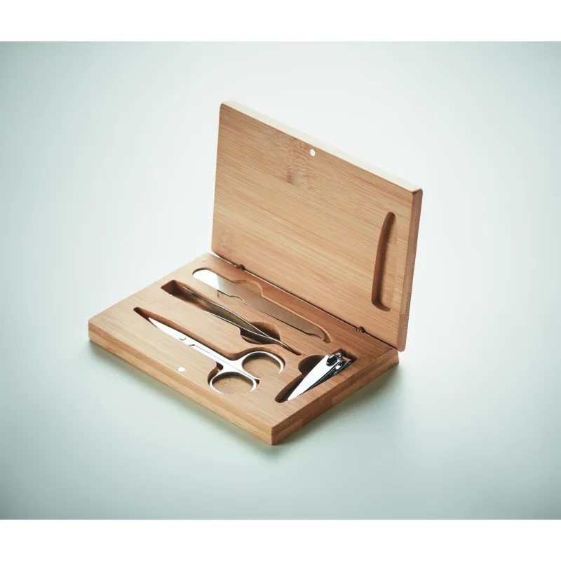 Set manucure personnalisé étui bambou